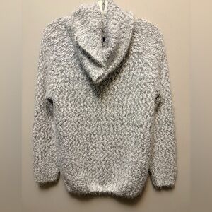 BUFFALO David Bitton White & Olive Fuzzy Cowell Neck Sweater